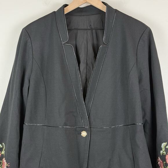 Chico’s Floral Embroidered Ponte Long Jacket Coat 2 US L Black One Button Boho - Picture 3 of 9